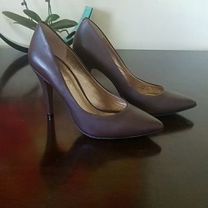 BCBGeneration Brown Pumps Excellent Condition